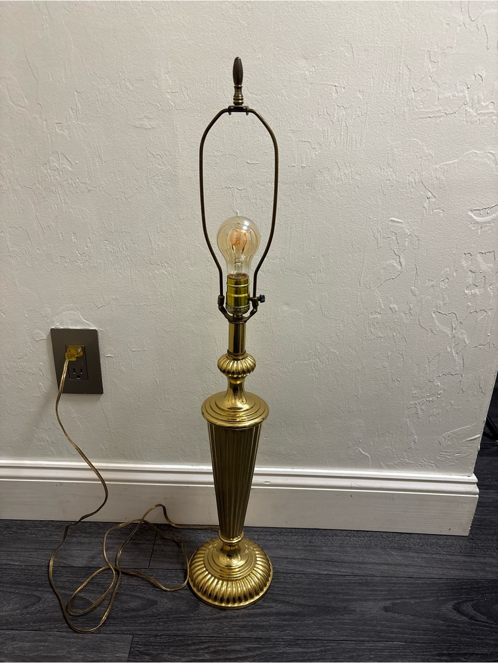 Beautiful vintage solid brass table lamp. No shade. Heavy